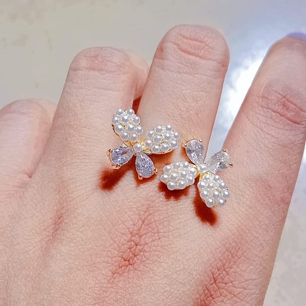 Pearl Bow Ring