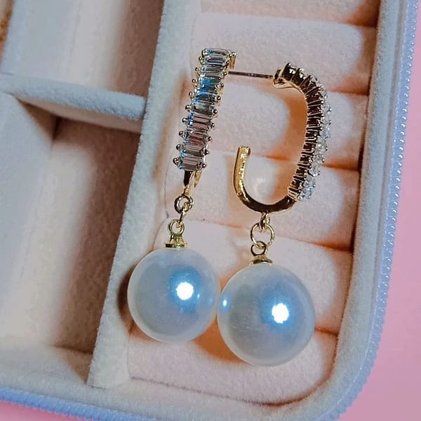 Pearl Drops