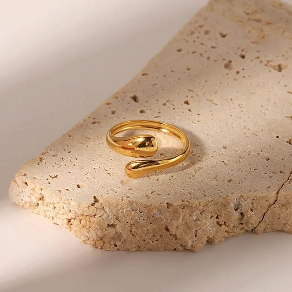 Hug Ring